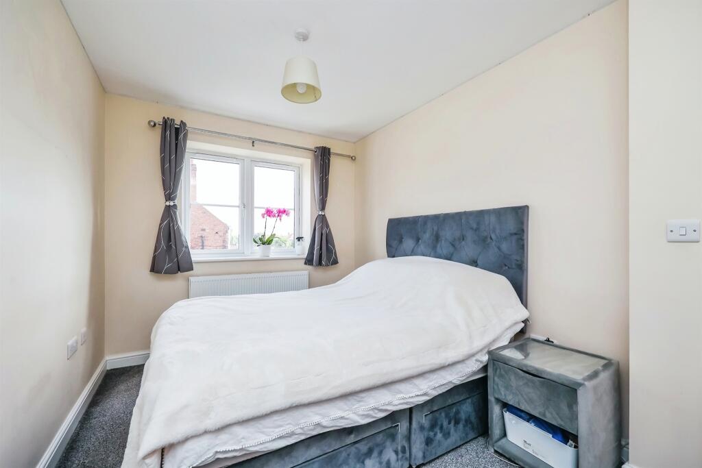 Property photo 35