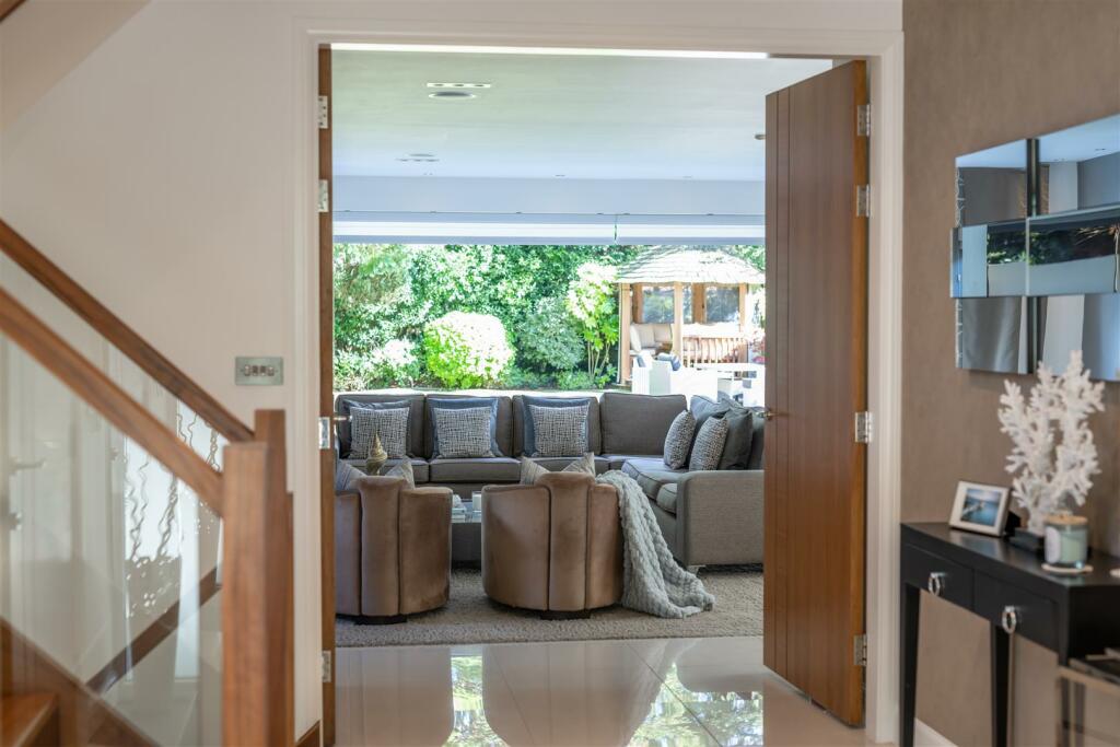 Property photo 35