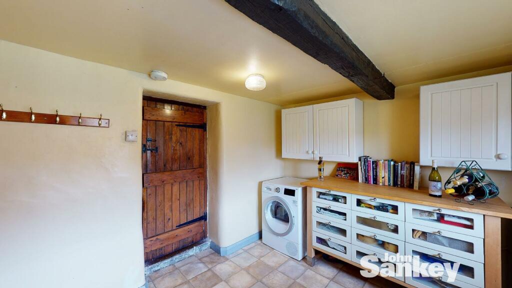 Property photo 38