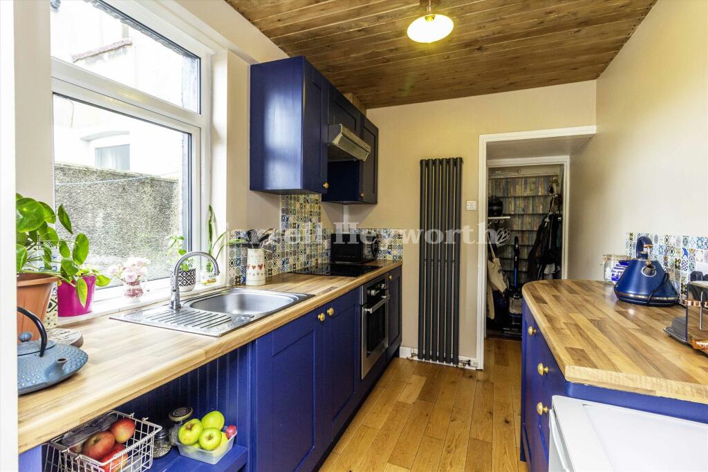 Property photo 16