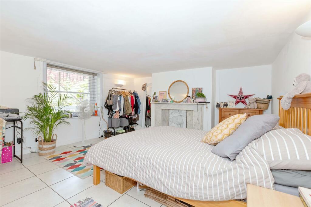 Property photo 25