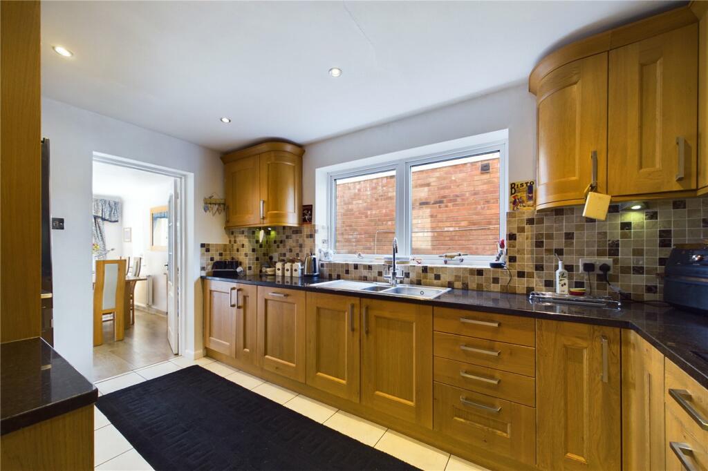 Property photo 32