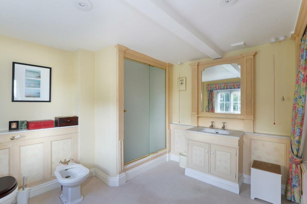 Property photo 28