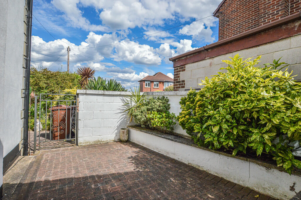 Property photo 23