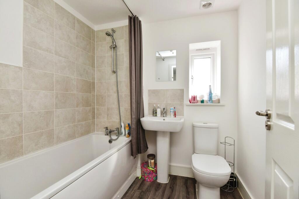 Property photo 16