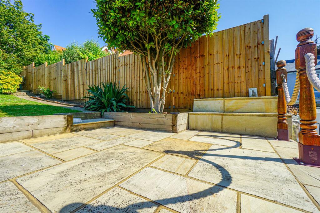 Property photo 28