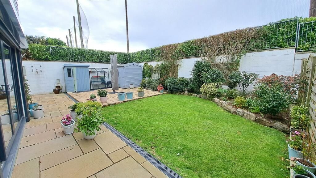 Property photo 15