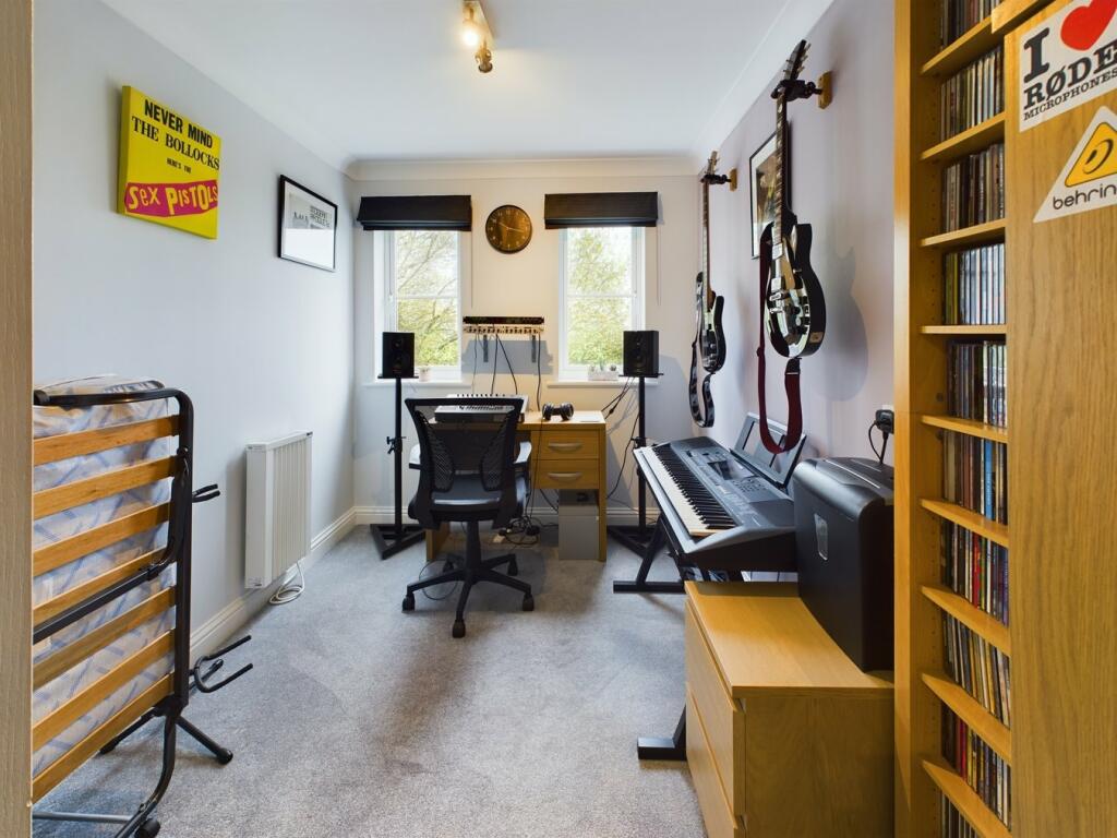 Property photo 32