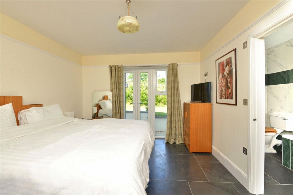 Property photo 25