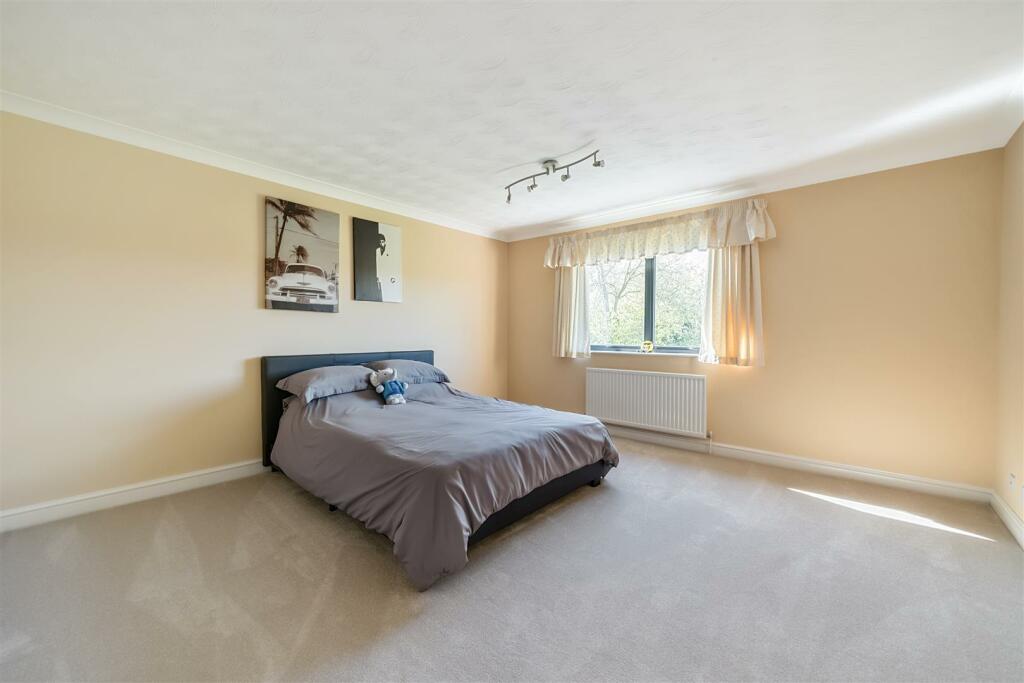 Property photo 16