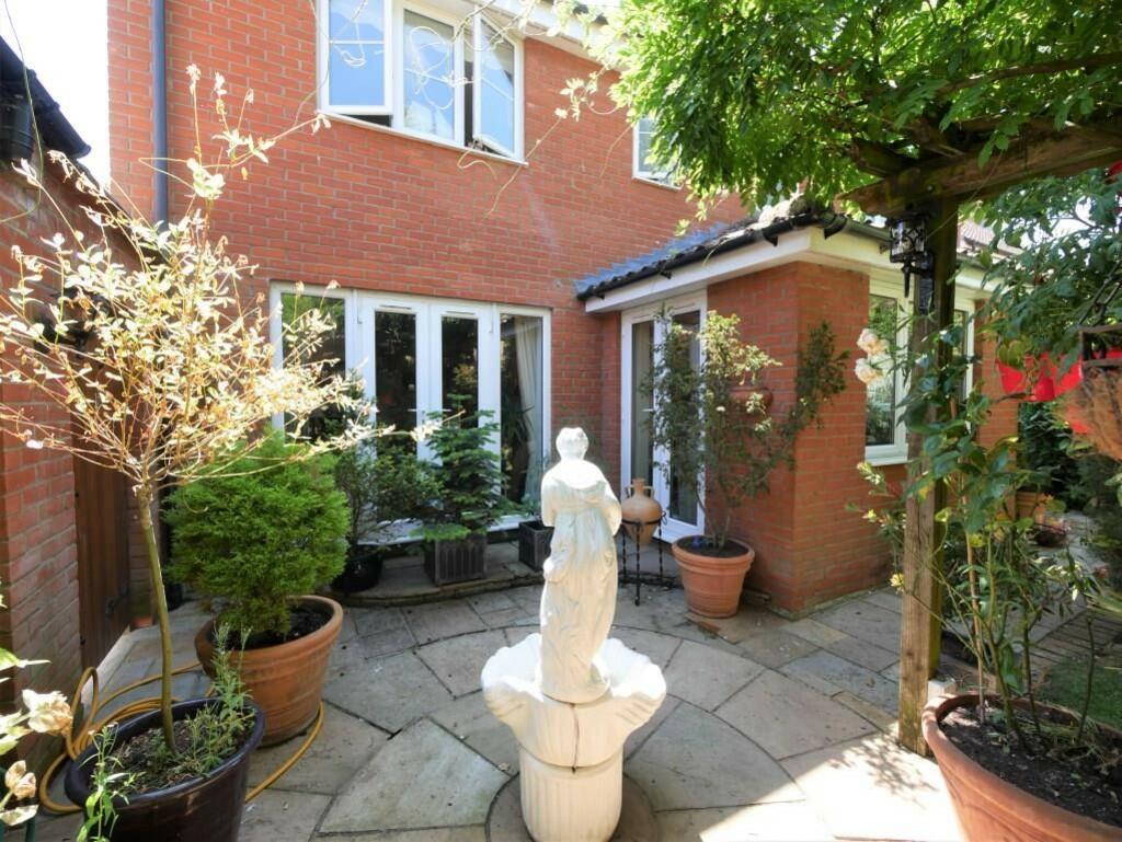 Property photo 38