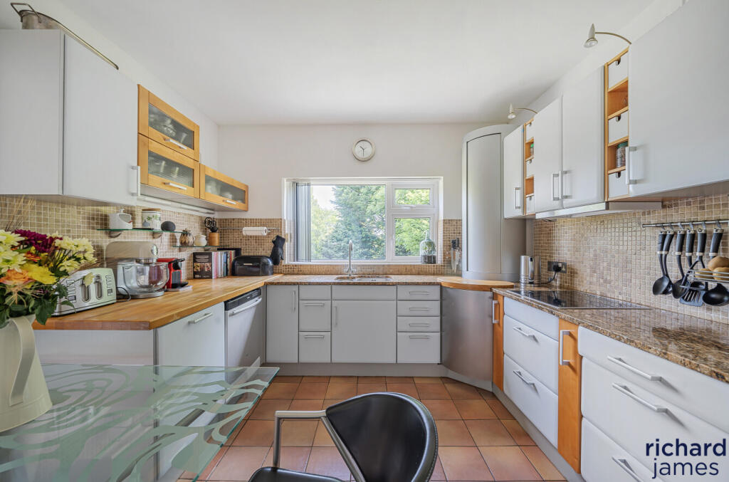 Property photo 22