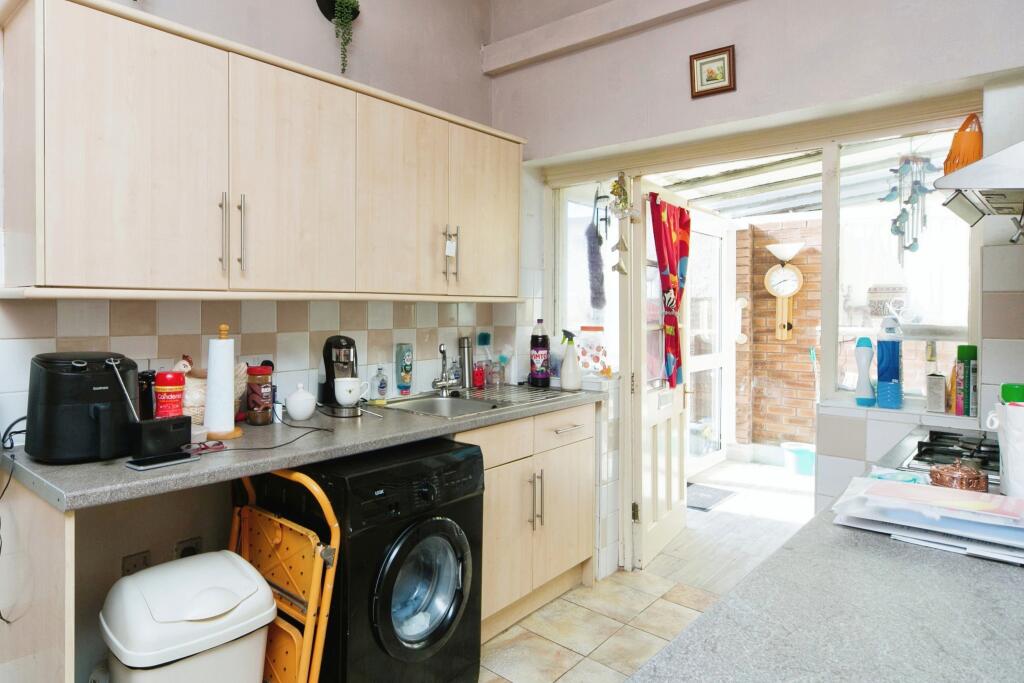 Property photo 14