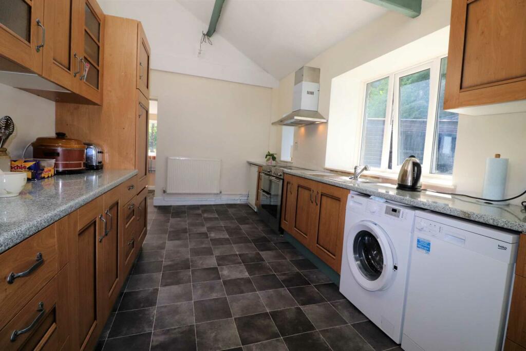 Property photo 28