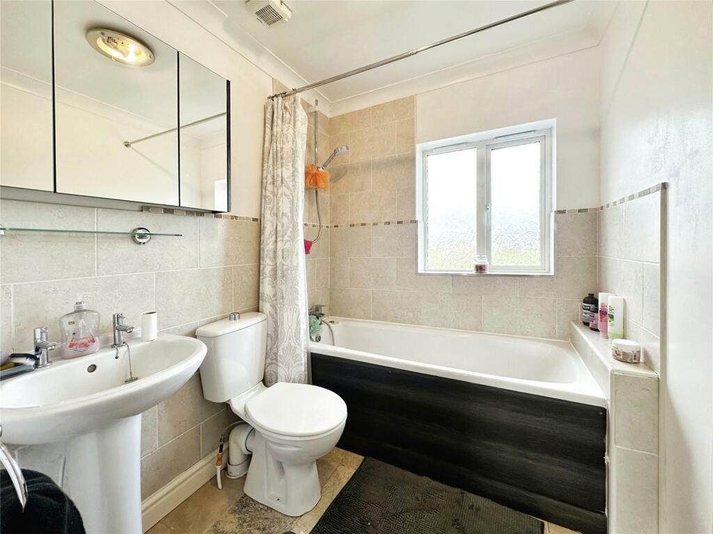 Property photo 46