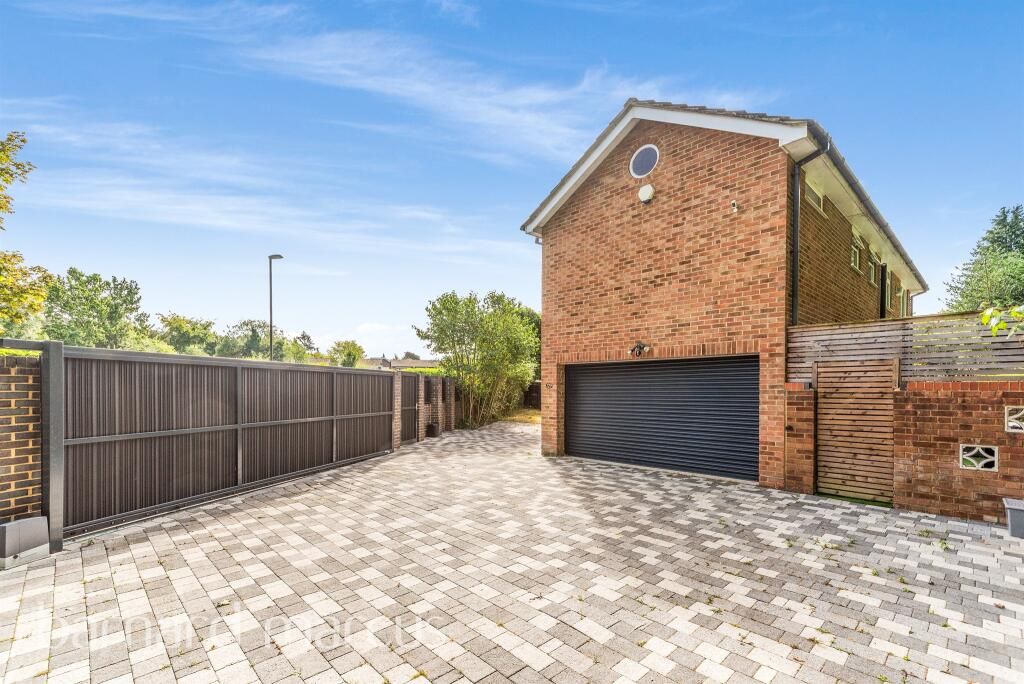 Property photo 15