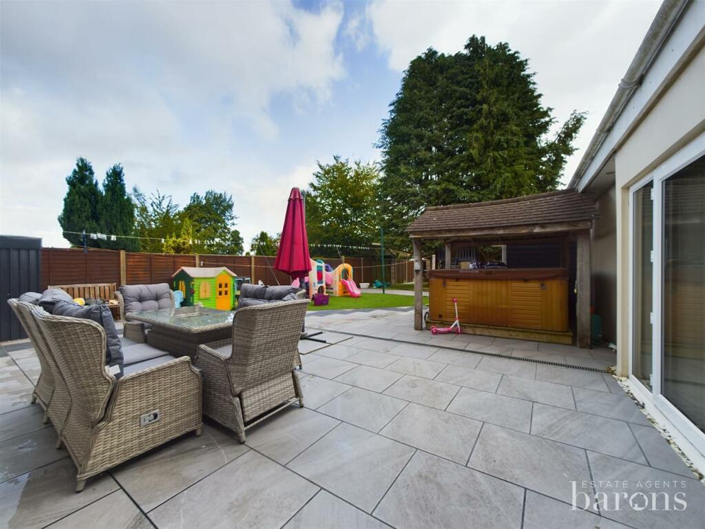 Property photo 35