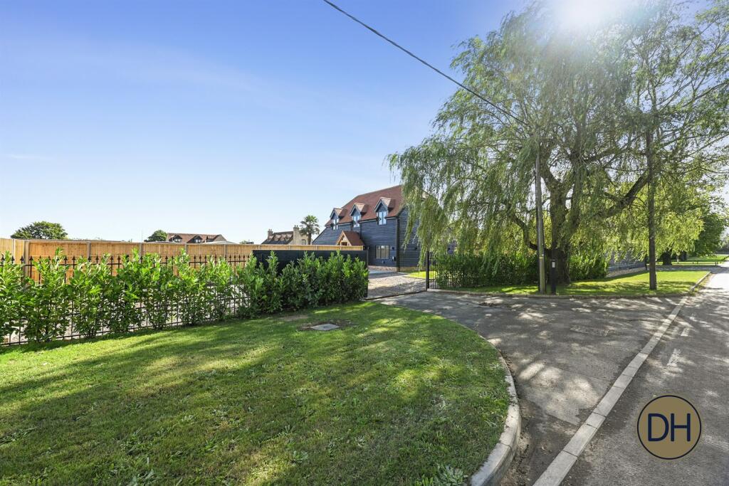 Property photo 25