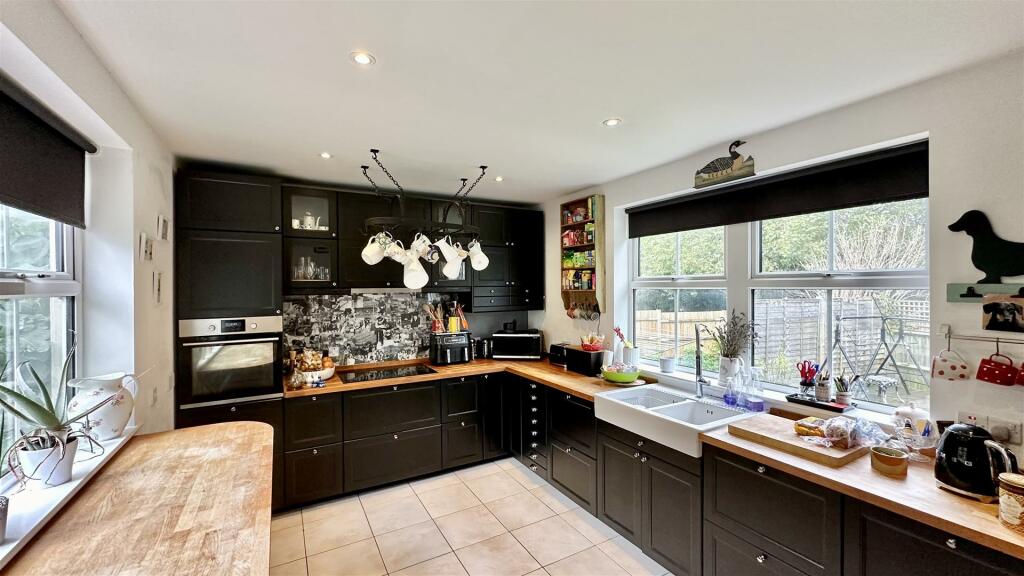 Property photo 25