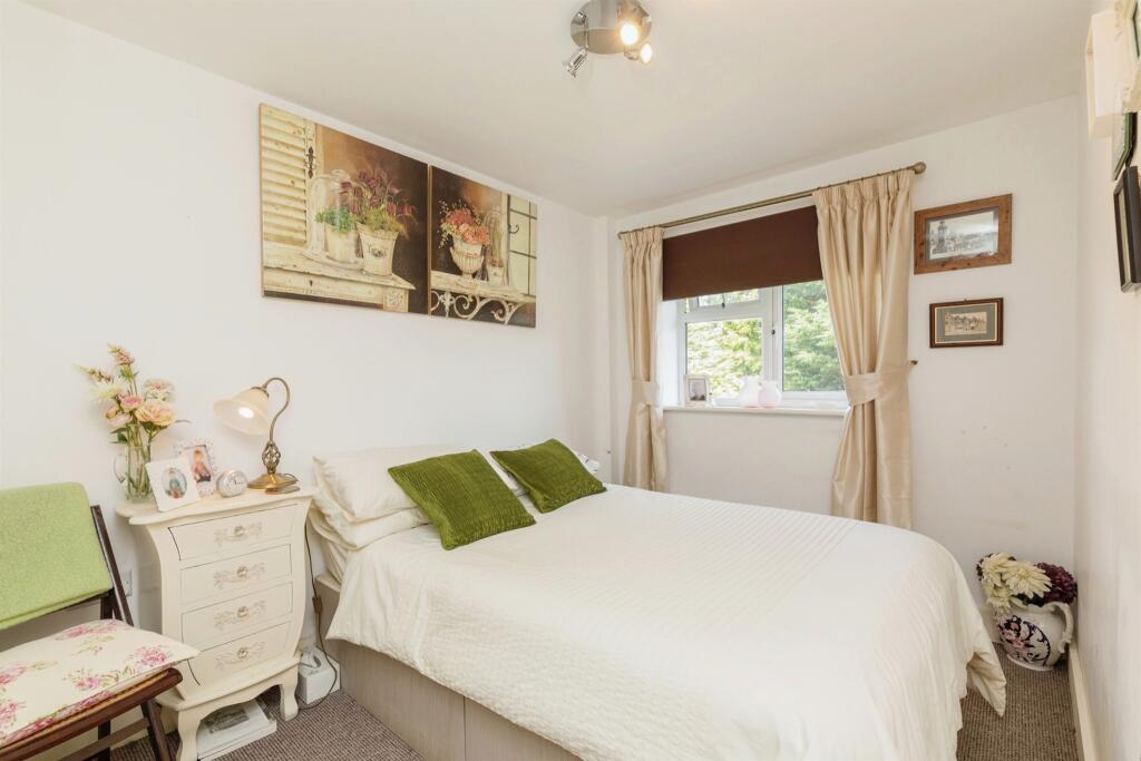 Property photo 33