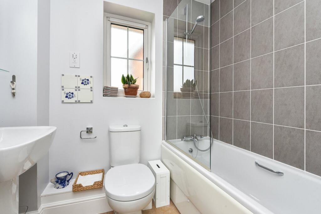 Property photo 35