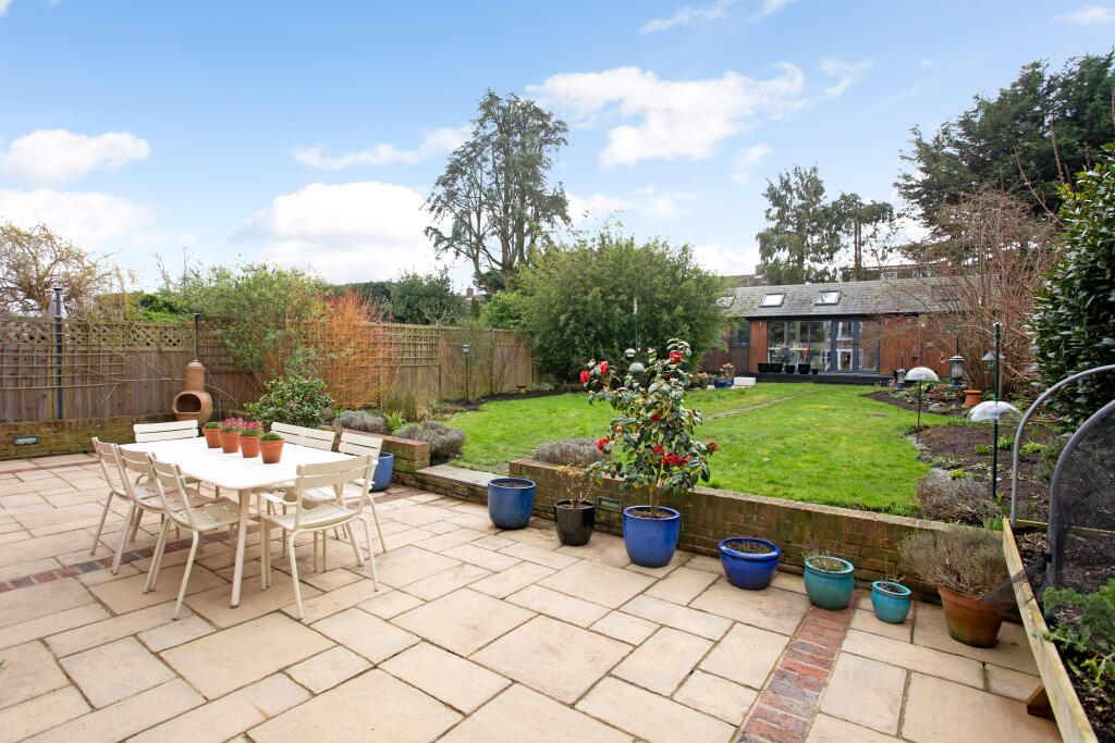 Property photo 28