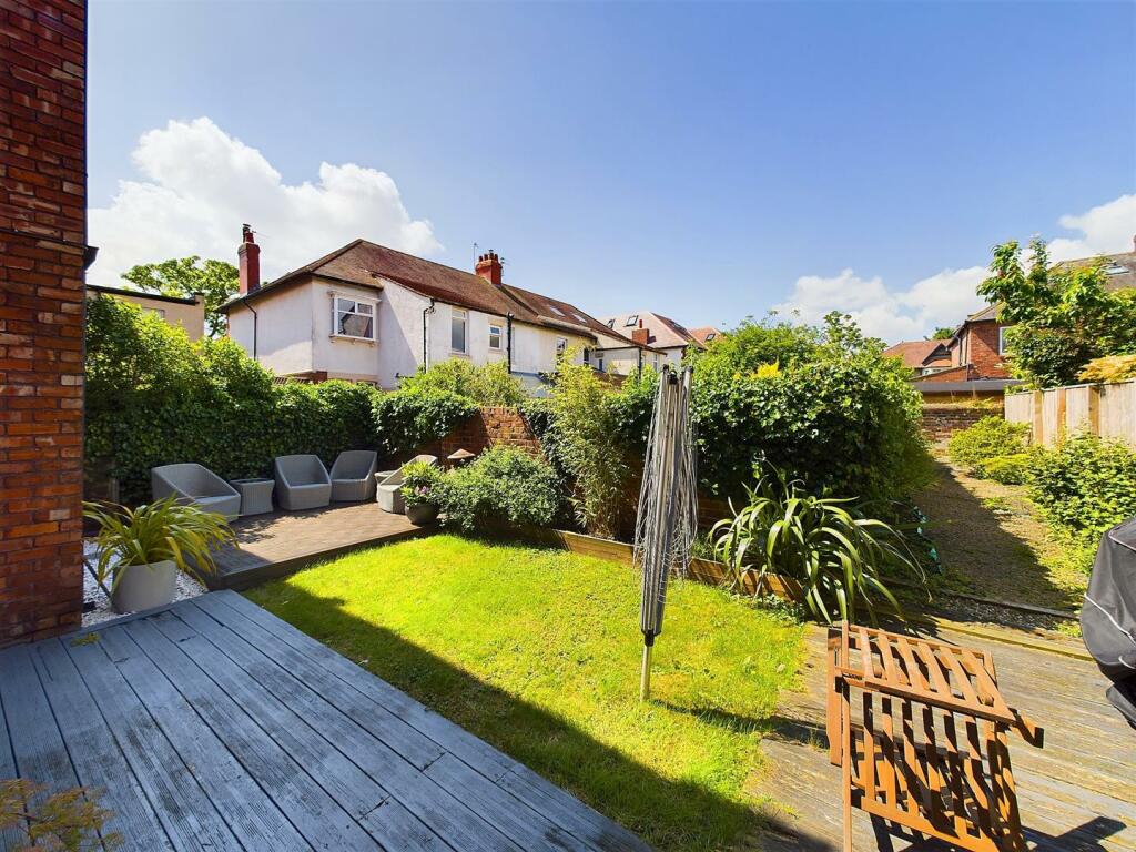 Property photo 37