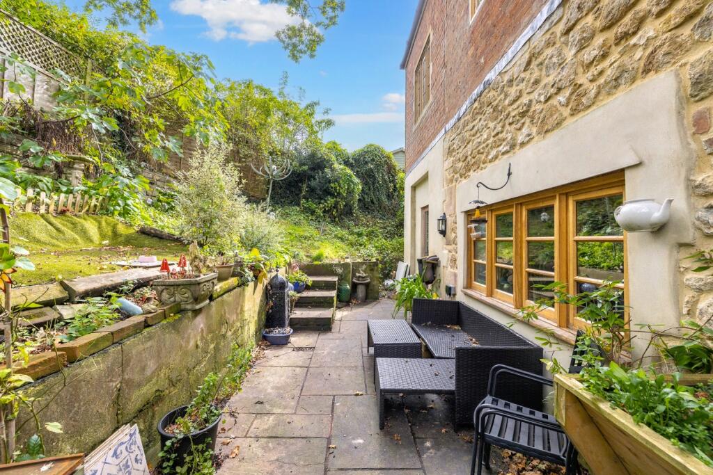 Property photo 25