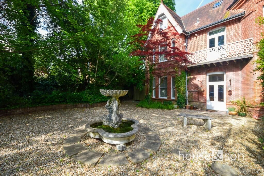 Property photo 14