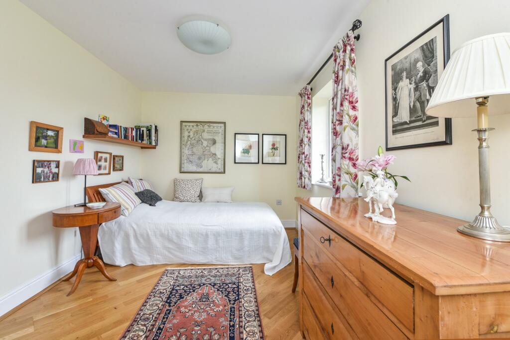 Property photo 38