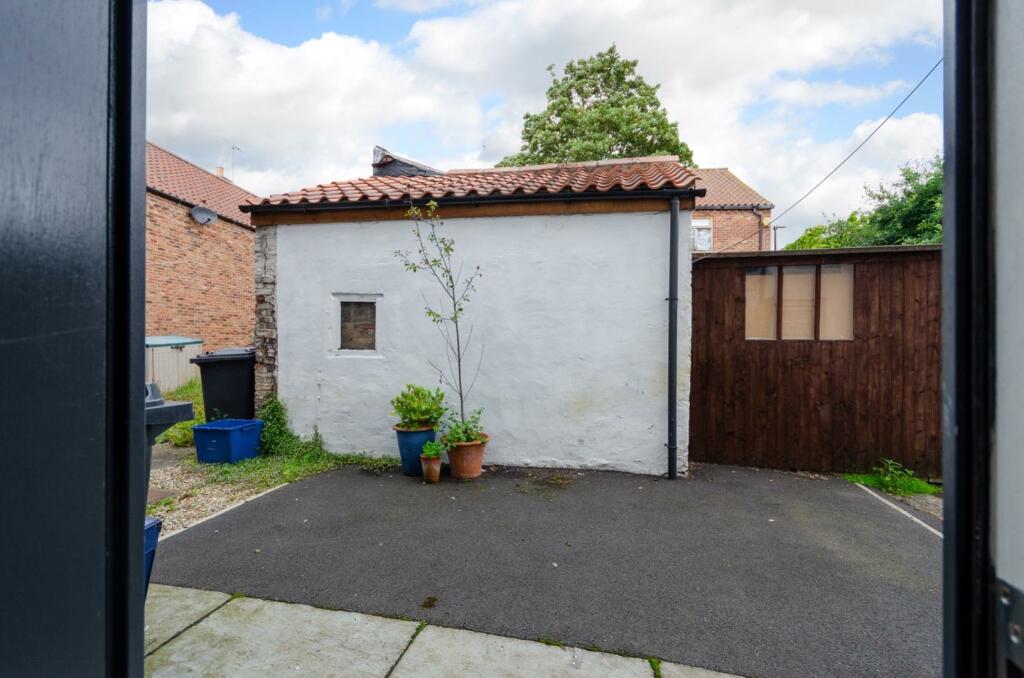 Property photo 36