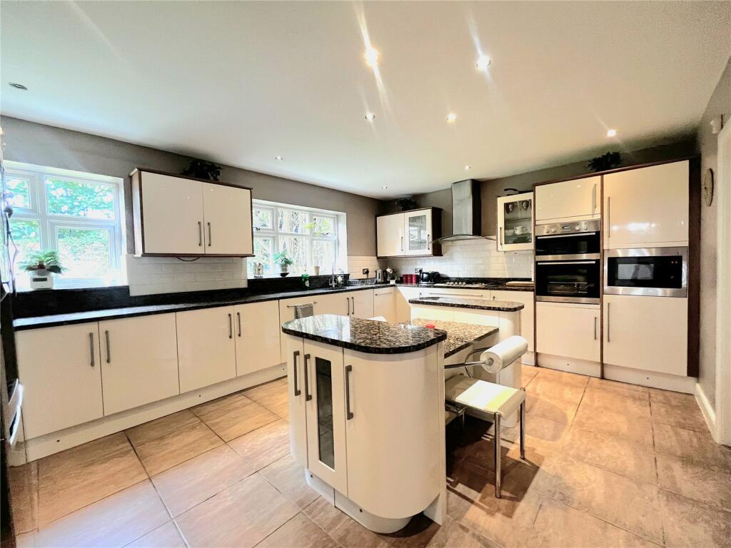 Property photo 28