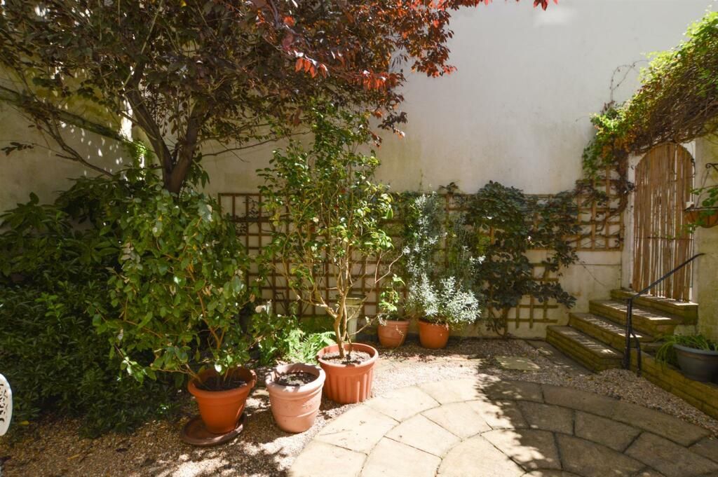 Property photo 10