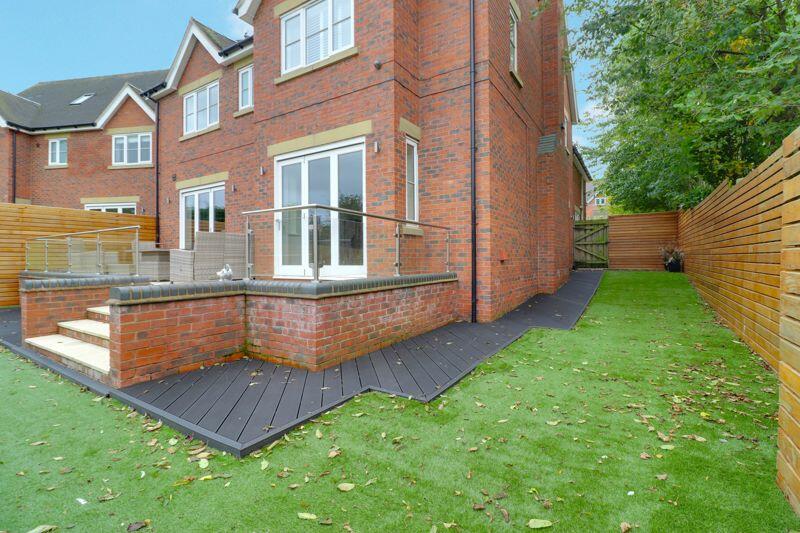 Property photo 32