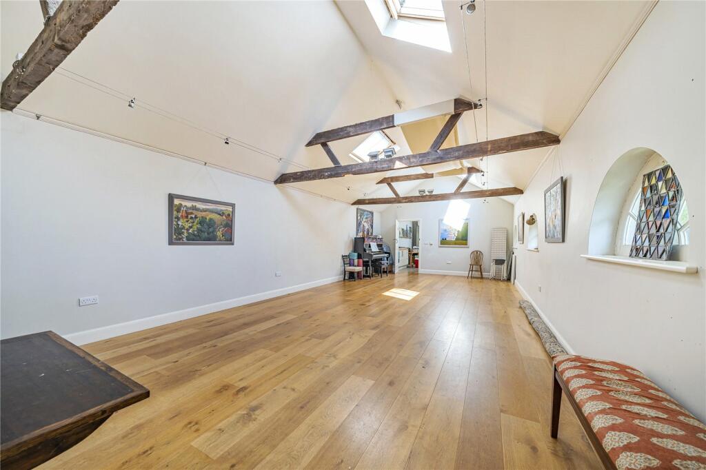 Property photo 28