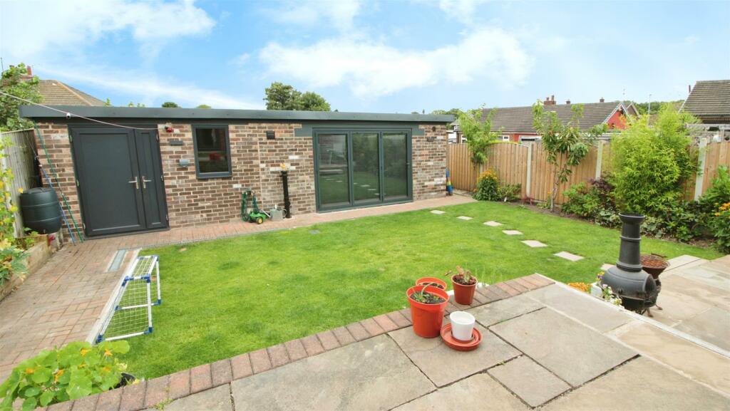 Property photo 25