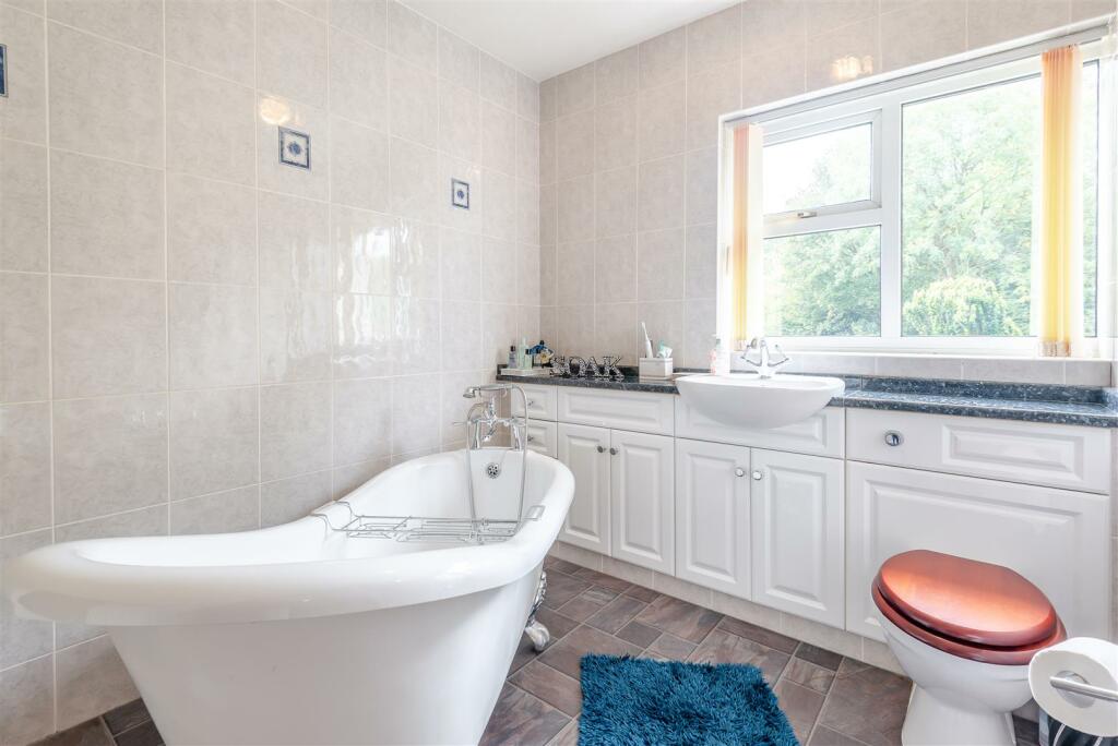 Property photo 32