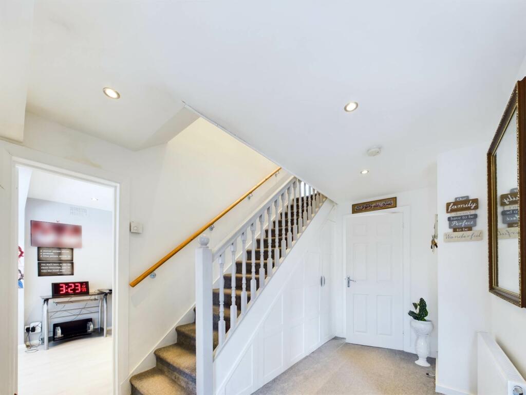 Property photo 32