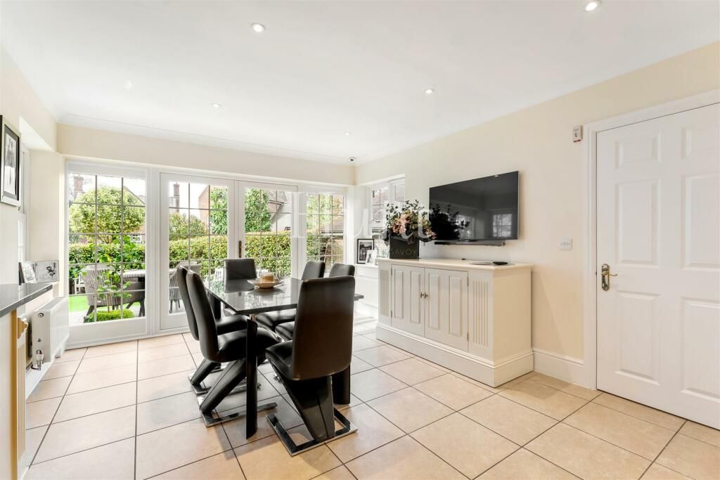 Property photo 12