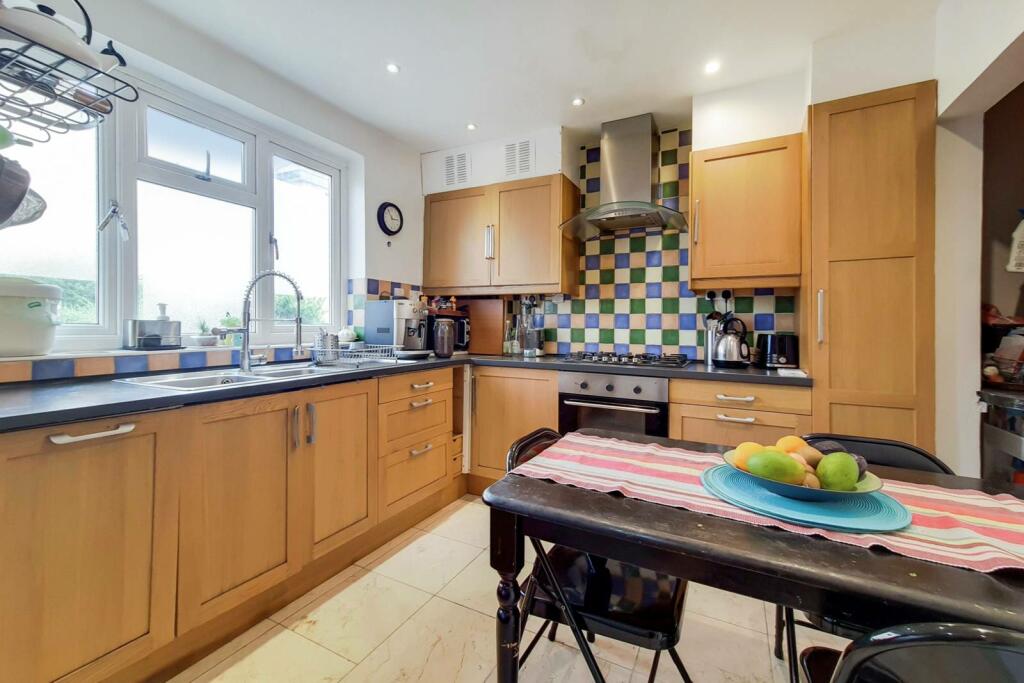 Property photo 25