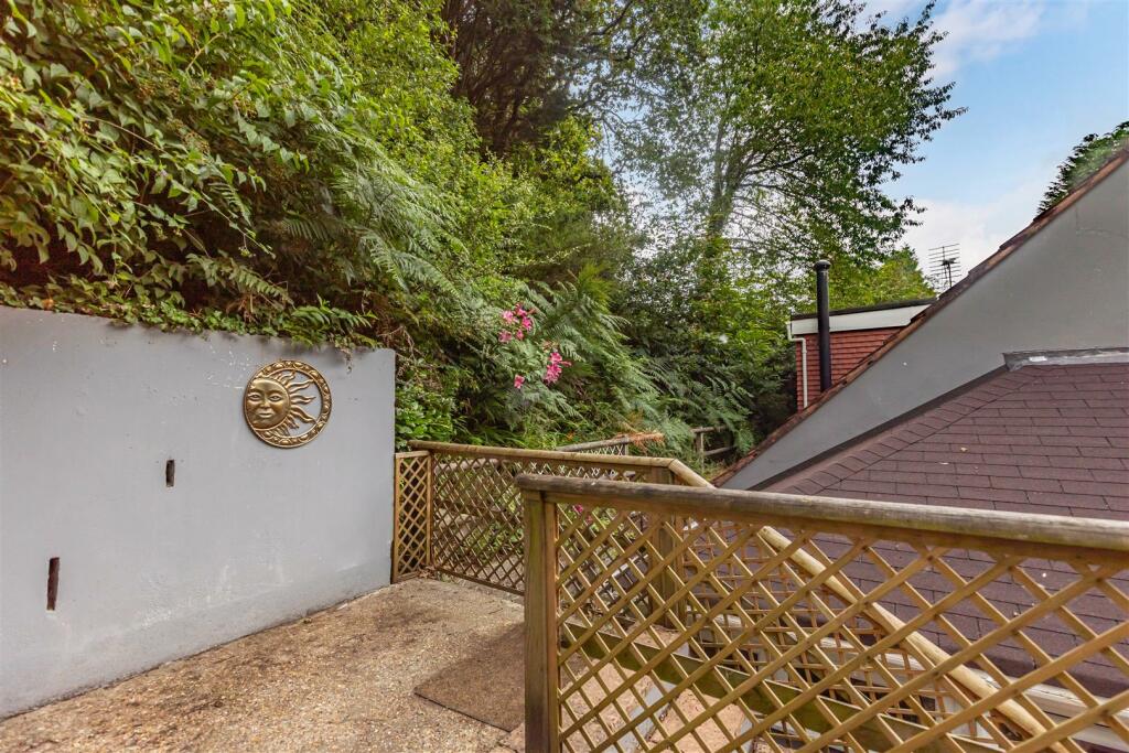 Property photo 35