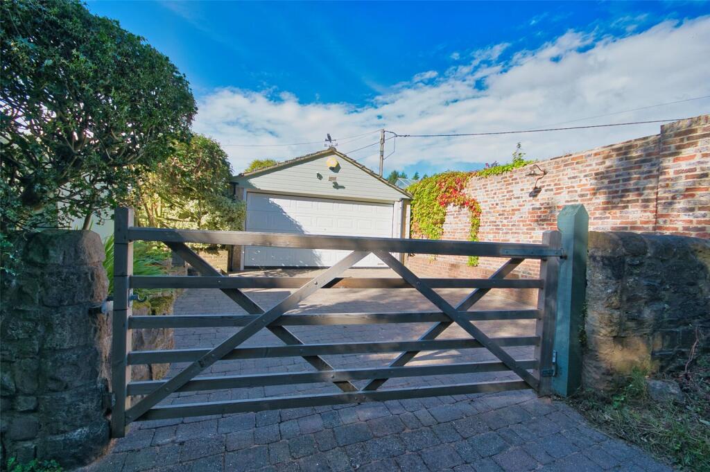 Property photo 16