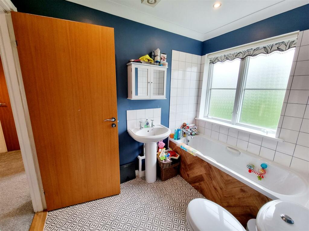 Property photo 37