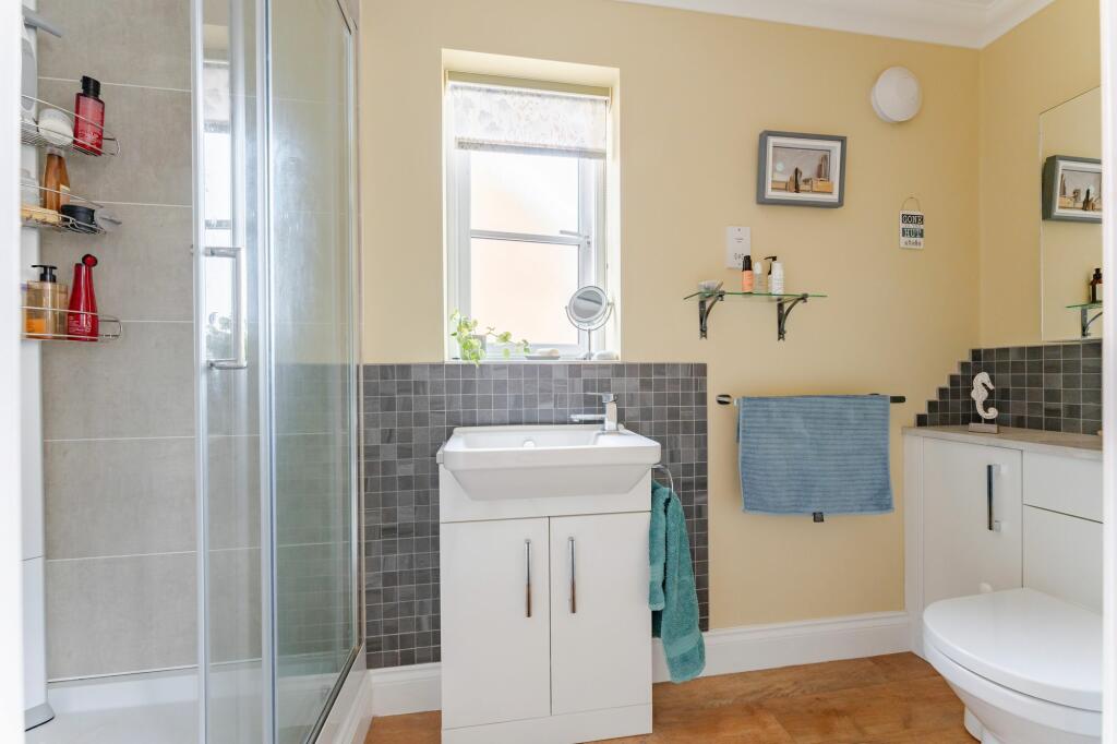 Property photo 33