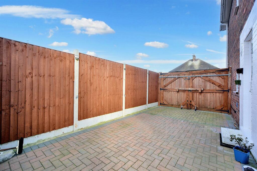 Property photo 18