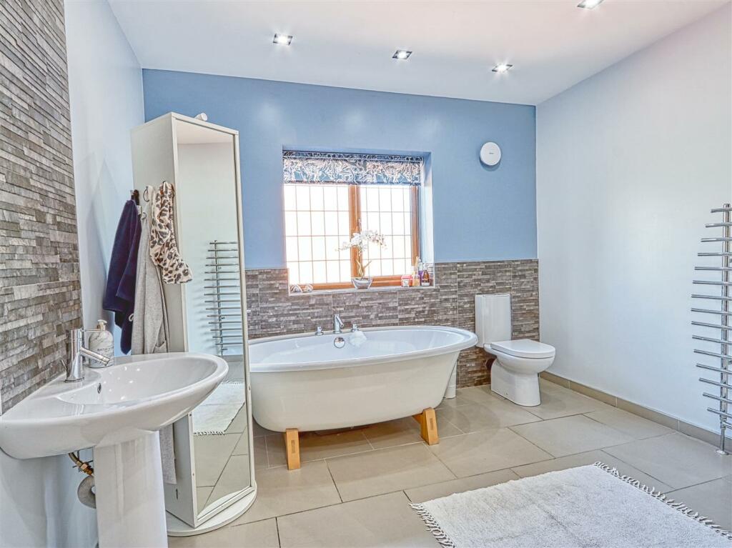 Property photo 34