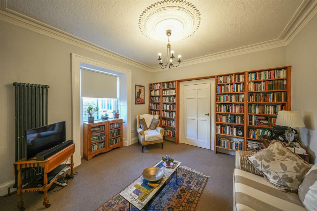 Property photo 38