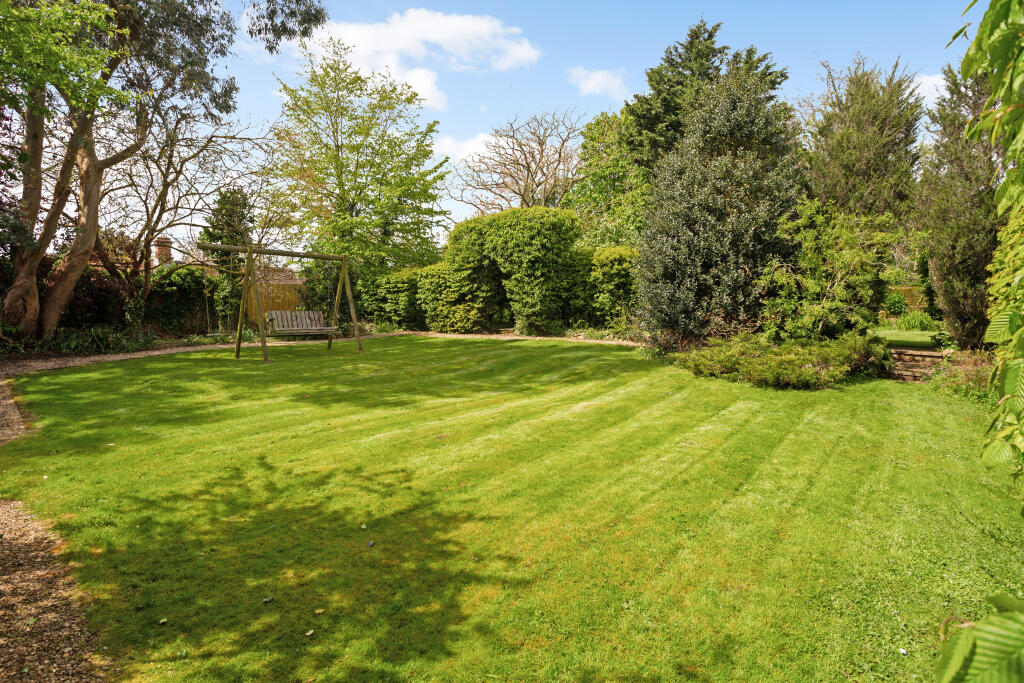 Property photo 35