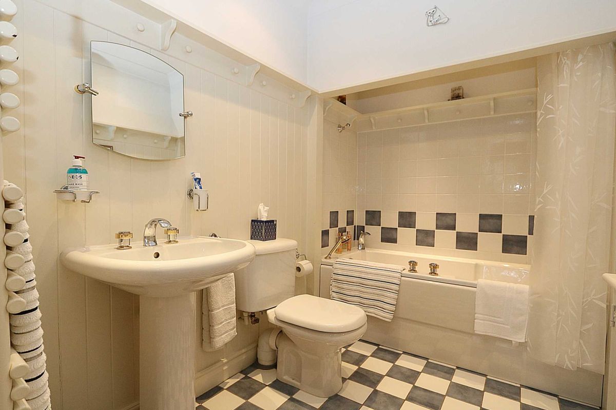 Property photo 15