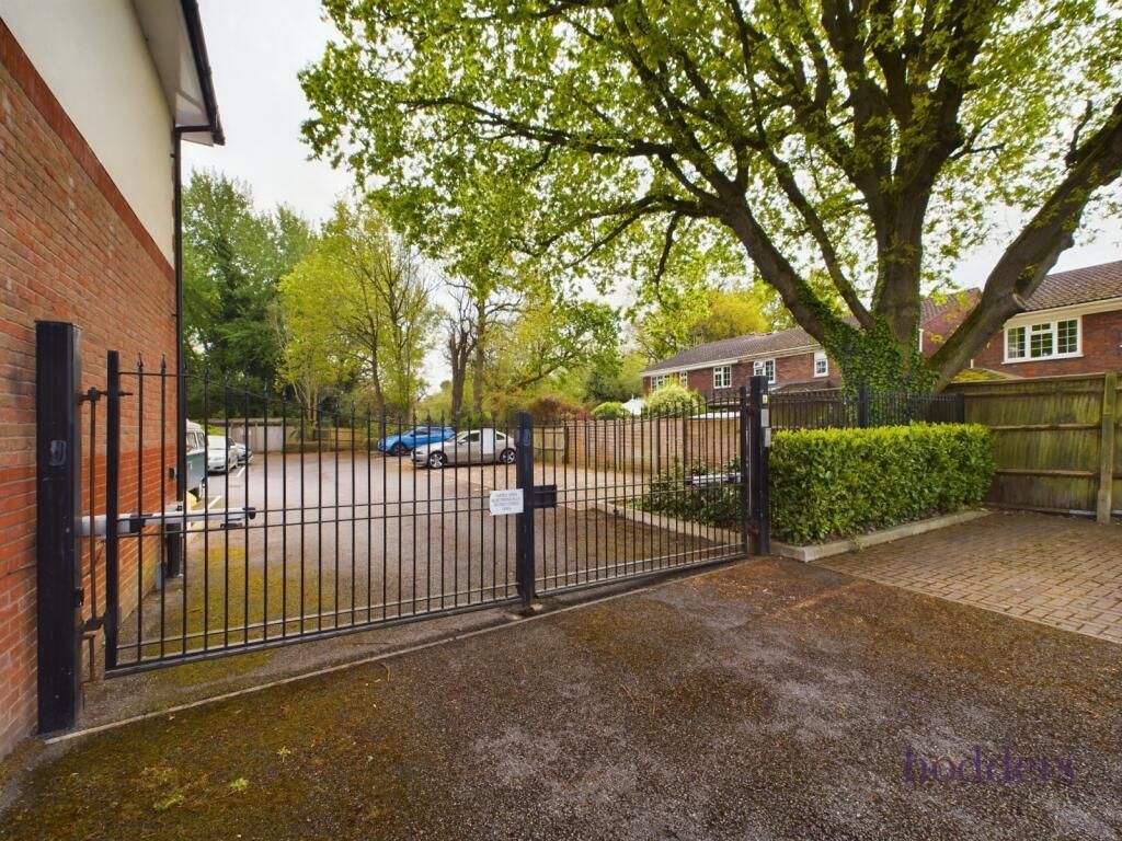 Property photo 8